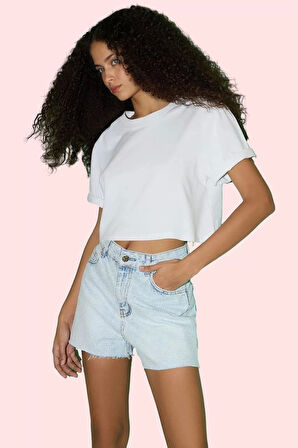 Kadın Denim Şort Yüksek Bel Geniş Paça Yazlık Günlük Kombinler Hafta Sonu Kaliteli Malzeme