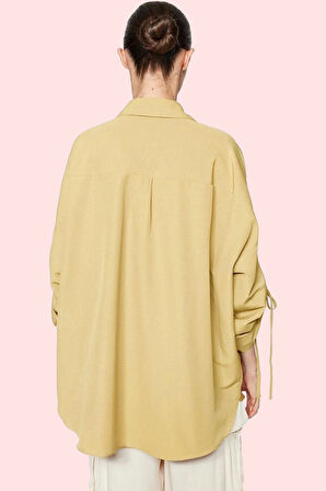 Kadın Büzgülü Detaylı Dokuma Pamuklu Gömlek Rahat Kalıp Günlük Kullanım Yaz Aylarının Vazgeçilmezi