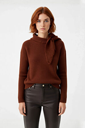 Kadın Regular Kalıp Şal Yaka Düşük Kol Triko Kazak Kış ve Sonbahar Günlerine Özel Kombinler İçin