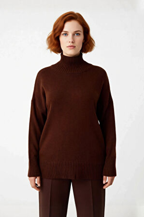 Kadınlar İçin Rahat Relaxed Kalıp Düşük Kol Dik Yaka Triko Kazak Kış Günleri İdeal Seçim