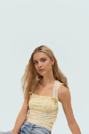 Çiçekli Örme Tül Bluz Fitted Kalıp Rahat Yazlık Trend Tasarım Zarifane