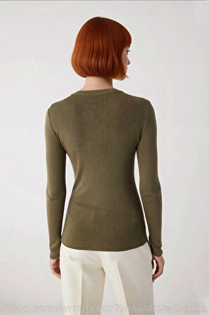 Kadın Fitted Bisiklet Yaka Düğmeli Fitilli Triko Kazak İlkbahar Sonbahar Günlük Şık Ve Modern