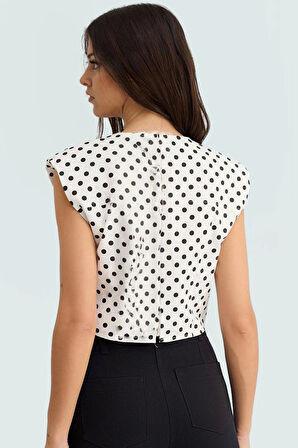 Pamuklu Puantiyeli Crop Bluz Fitted Kalıp Günlük Stil Yüksek Kalite Özel Tasarım