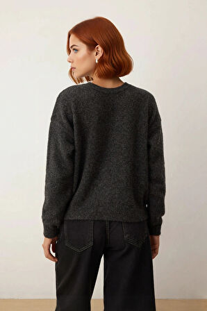 Kadın Oversize Bisiklet Yaka Düşük Kollu Triko Kazak Soğuk Havalar İçin Rahat Şık Kombinler