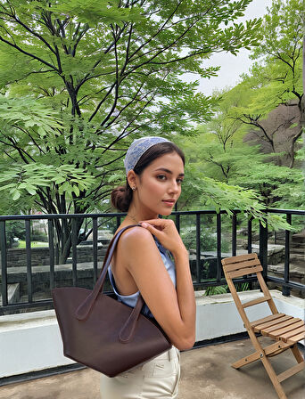 Kadın El ve Omuz Kullanımlı Çıkarılabilir Cüzdanlı Modern Kesim Shopper Çanta