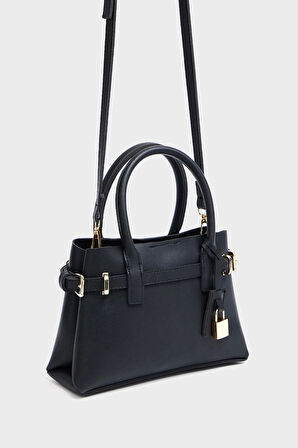 Zamansız Tasarımlı Mini Kilit Detaylı Vegan Deri El ve Ayarlanabilir Omuz Askılı Çanta