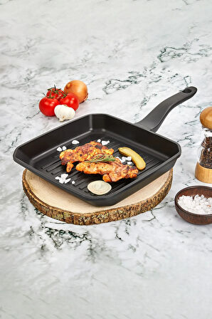 Iron Döküm Granit Kare Izgara Tava 28 cm Siyah