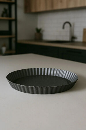 Akasya Döküm Granit Kek Kalıbı 28 cm Siyah