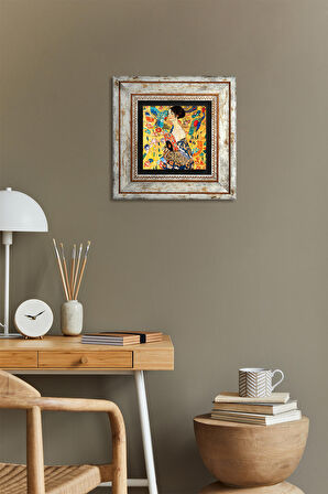 Gustav Klimt Yelpazeli Kadın Taş Duvar Tablosu Çerçeveli Duvar Dekoru Wall Art