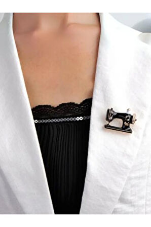 Gold Detaylı Dikiş Makinesi Broş