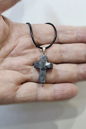 Larvikit Haç Kolye 556-1