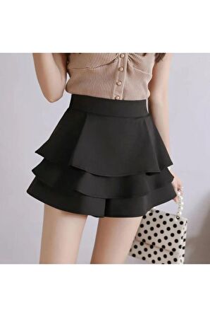 İki Katlı Fırfırlarla Şık ve Feminen: Şort Etek