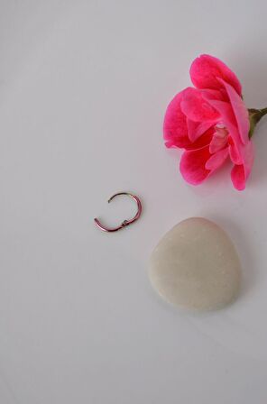 Çelik İnce Halka Piercing 8 mm Tragus Helix Kıkırdak Hologram Renkli