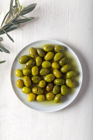 Ayvalık Cinsi İri Taneli El Kırması Yeşil Zeytin 5 Kg