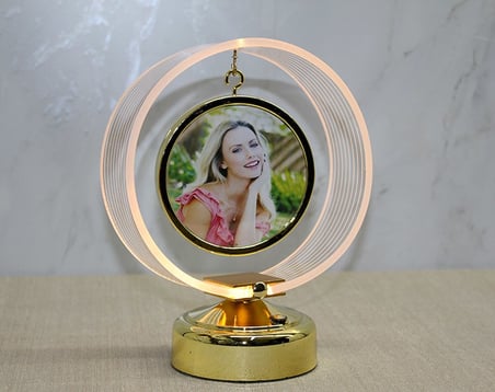 Özel Seri Modern Çerçeve Görsel Sunum Stil Sahibi Kişiye Özel Fotoraf Alanli Led Çerceve
