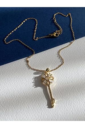 Oval Taşlı Anahtar Çelik Kararmaz Gold Kolye