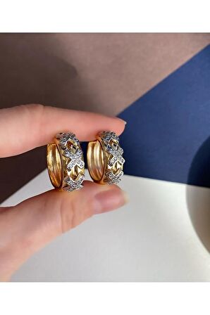 Zirkon Taşlı Sıralı X Altın Kaplama Küpe Çifti