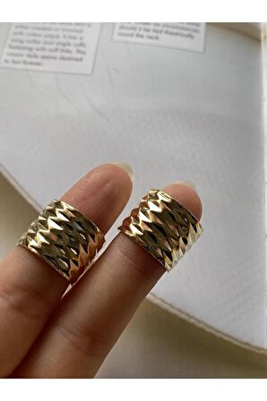 Kadın İri Halka Gold Kaplama Küpe Çifti