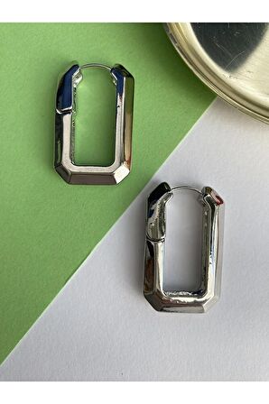 4 cm Kare Sallantılı Küpe Seti