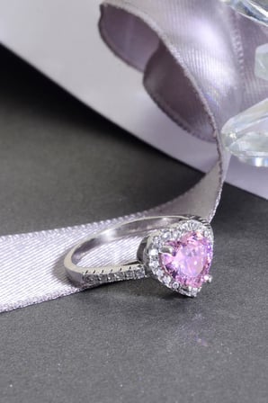 925 Ayar Gümüş Pembe Taşlı Kalp Yüzük