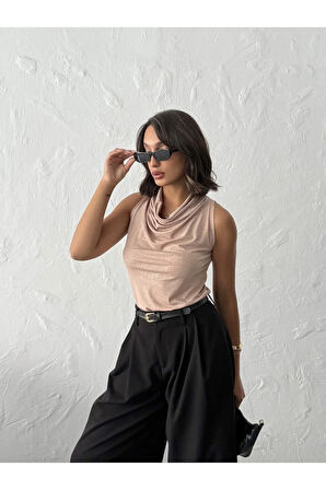 Kadın Bej Degaje Yaka Düğmeli Kolsuz Sandy Kumaş Bluz