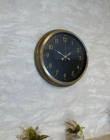 İhtişam Eskitme 40 Cm Metal Duvar Saati