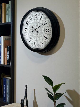 Şaheser Tasarım Zarif Desenli 40 cm Metal Duvar Saati