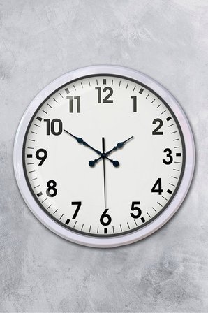 White Classic Modern 52 Cm Metal Duvar Saati