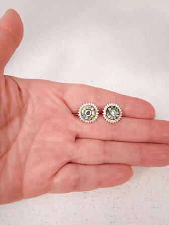 925 Ayar Gümüş Sedefli Yuvarlak Çok Renkli Zirkon Taşlı Çivili Küpe