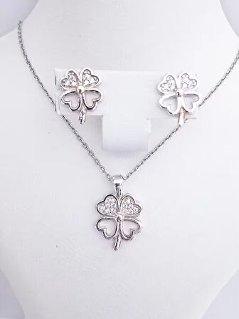 Kadın 925 Ayar Gümüş Minimal Yonca Yapraklı Zirkon Taşlı Takı Seti