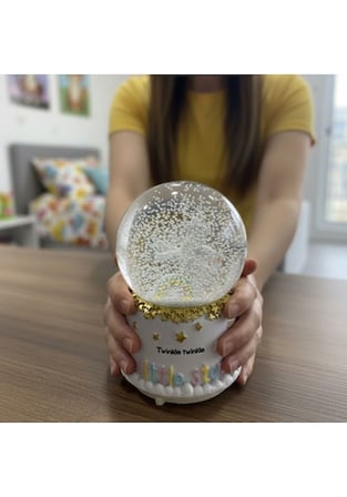 Pilli Işıklı Müzikli Kar Küresi Pony At Figürlü Eğlenceli Masaüstü Biblo, Led Aydınlatmalı Dekoratif Hediyelik Kar Küresi Beyaz