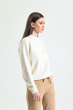 Krem Dik Yaka Sweatshirt