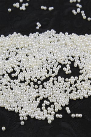 Krem 3 mm Plastik İnci Boncuk Takı Aksesuar Malzemesi (25 Gr)
