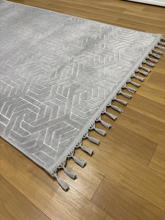 Dinarsu Armoni Düz Gri Kaymaz Tabanlı Kesme Kabartmalı Yıkanabilir Salon Koridor Hali