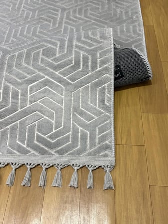 Dinarsu Armoni Düz Gri Kaymaz Tabanlı Kesme Kabartmalı Yıkanabilir Salon Koridor Hali