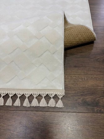 Krem Kaymaz Taban Pon Pon Saçaklı Yıkanabilir Salon Halısı Mutfak Halısı Yolluk