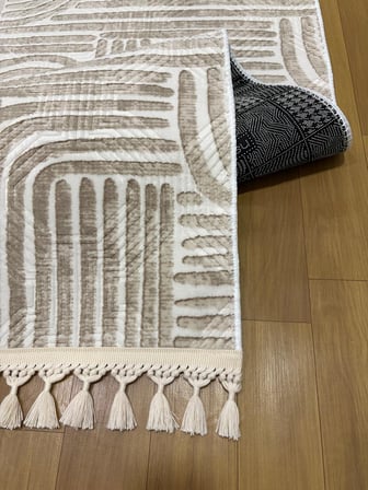Kaymaz Taban Krem Bej Modern Desenli Yıkanabilir Leke Tutmaz Saçaklı Salon Oturma Odası Mutfak Halı Yolluk