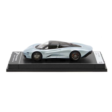 Hyper Car McLaren Speedtail Silver-League Collection 1/64 Model Araba