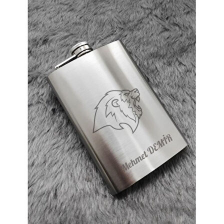 Unutulmaz Anlar İçin Sevgiliye İsime Kişiye Özel Hediye Aslan Temalı 9 Oz Çelik Cep Matara 266 ML