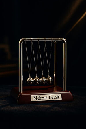 İsim Yazılı Kişiye Özel Newton Sarkaçı Metal Denge Topu Masaüstü Ofis Şık Dekoratif Hediye Küçük Boy