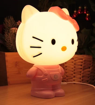 Hello Kitty Şarjlı Masa Lambası
