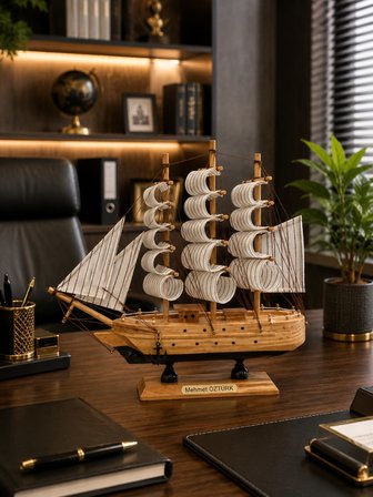 Kişiye Özel Ahşap Dekoratif  Yelkenli Gemi Maketi 24 x 24 CM – VİP Ofis ve Çalışma Masası Dekoru 529
