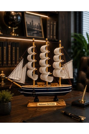 İsime Kişiye Özel Dekoratif Premium Ahşap El Yapımı Yelkenli Gemi Maketi 30 x 30CM Biblo Hediye 530B