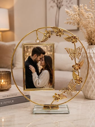 Lüx Gold Kelebek ve Çiçek Figürlü Pleksi Tabanlı Metal Fotoğraf Çerçevesi 27 cm Hediyelik Dekoratif 