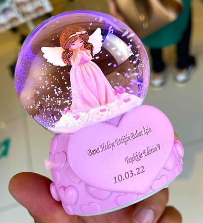 Hello Kitty LED Gece Lambası ve Peri Kızı Melek Kar Küresi