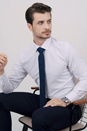 Gömlek Kravat Seti ( sunda İndigo Örgü Desenli Kravat & Beyaz Armür Slimfit Gömlek)