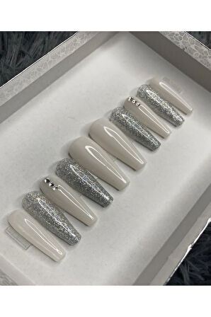 12'li Hazır Takma Tırnak (Yanında Bant Yapıştırıcı ile Birlikte)