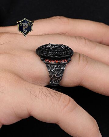 Terazi Figürlü 925 Ayar Gümüş Erkek Yüzüğü Zirkon Taş Süslemeli