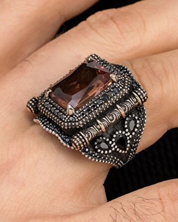 Zultanit Taşlı Mikro Taş Süslemeli 925 Ayar Gümüş Erkek Yüzüğü