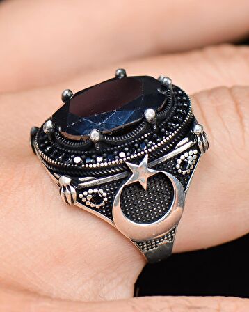 925 Ayar Gümüş Erkek Yüzüğü Siyah Zirkon Taşlı Ay Yıldız Figürlü